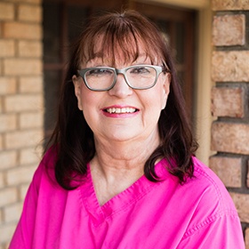 Headshot of dental hygienist Cyndy